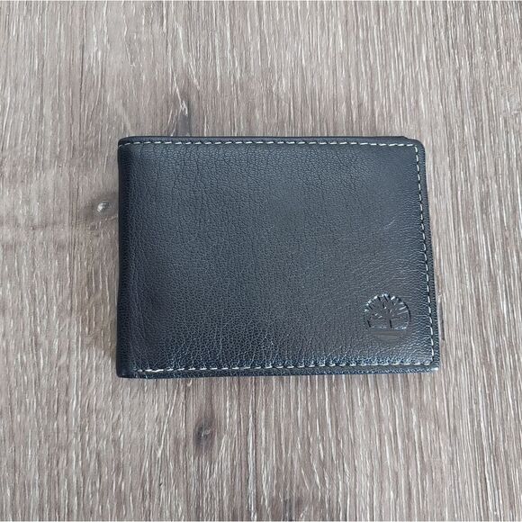 Timberland Black Bifold Wallet - Picture 1 of 6